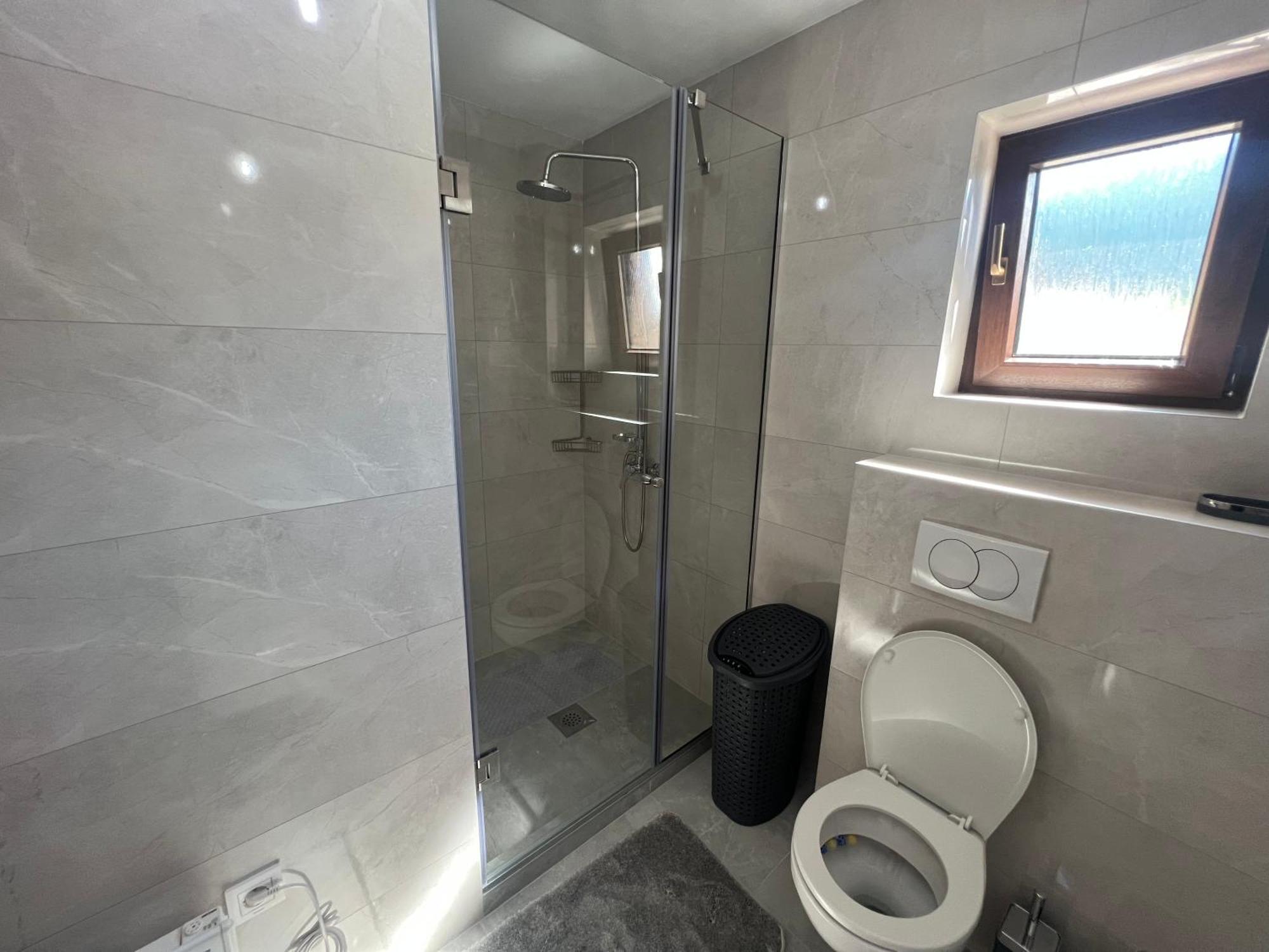 Zen Den Apartments Otočac Екстериор снимка