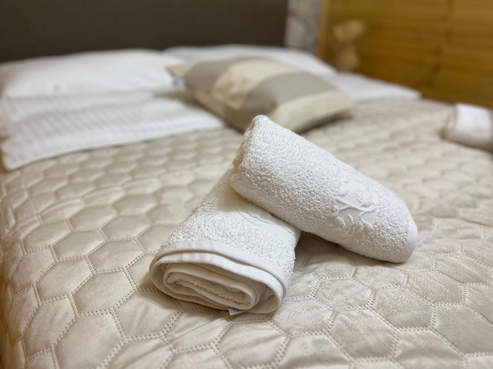 Zen Den Apartments Otočac Екстериор снимка